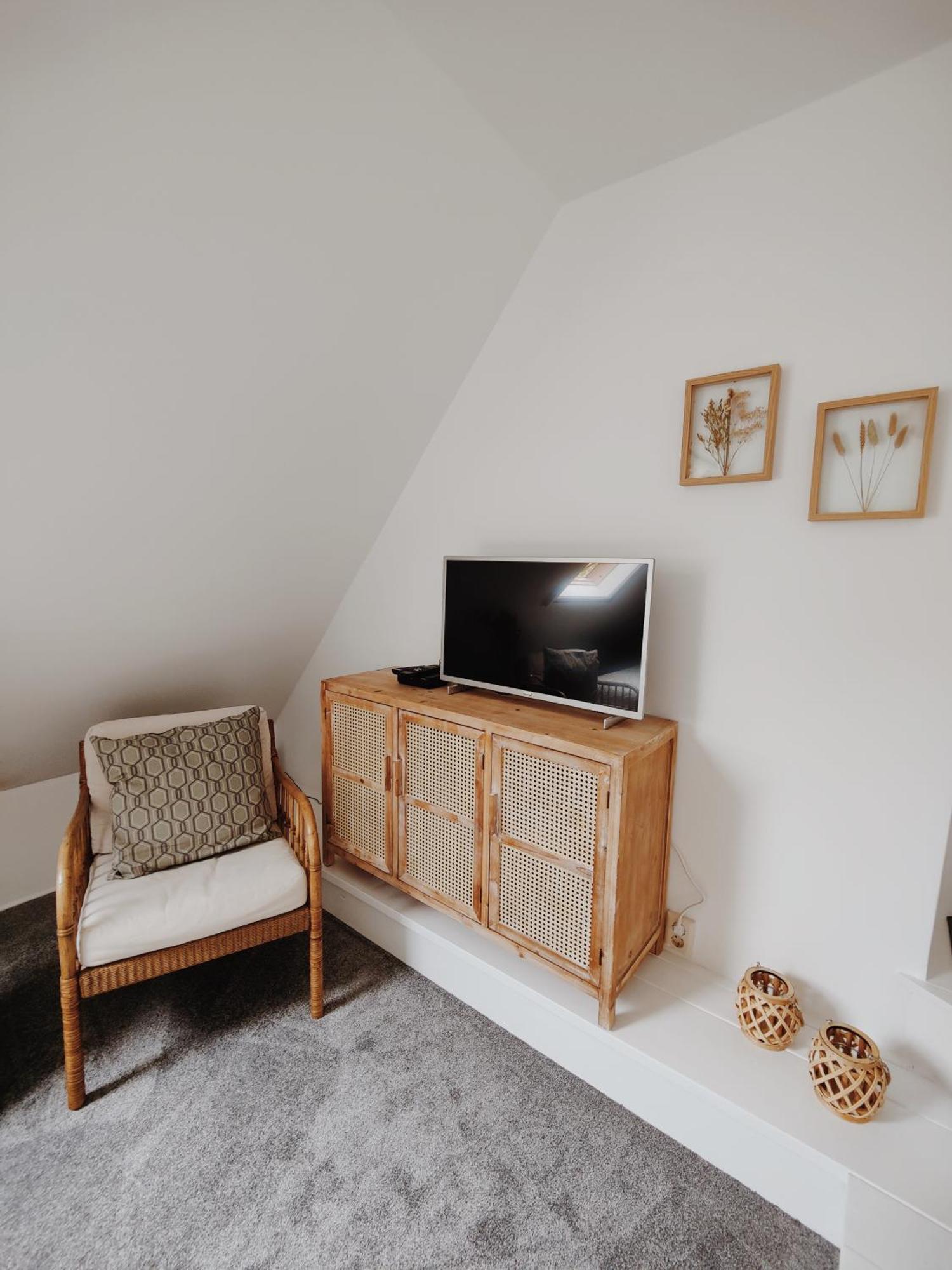B & B Wijdzicht Wolsum Exterior foto